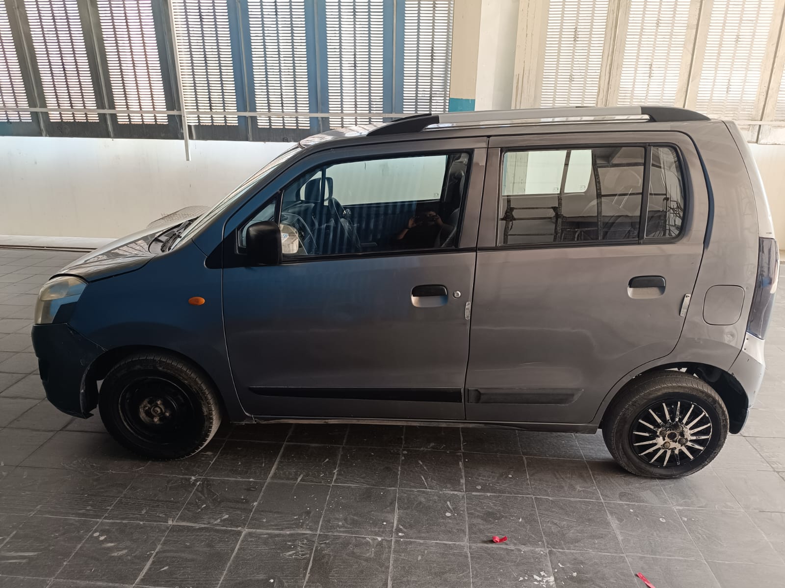 Maruti Suzuki Wagon R 1.0(2010-2013) Lxi